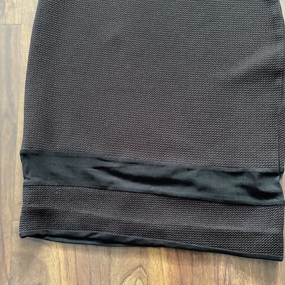 Revamped Textured w Mesh Details Sleeveless Dress - Picture 9 of 15